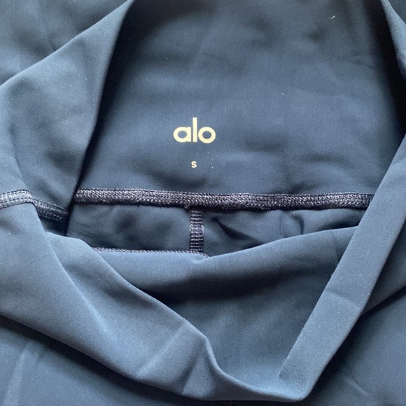 Alo Yoga Women's High Waisted Ripped Warrior Legging Size S - Picture 13 of 13